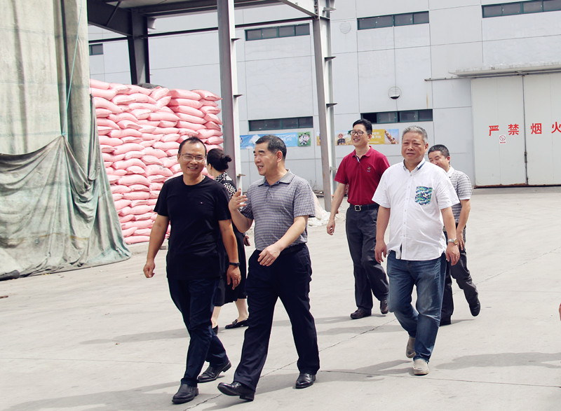 省社副主任、省農(nóng)合聯(lián)執(zhí)委會(huì)副主任張建蒞臨臺(tái)